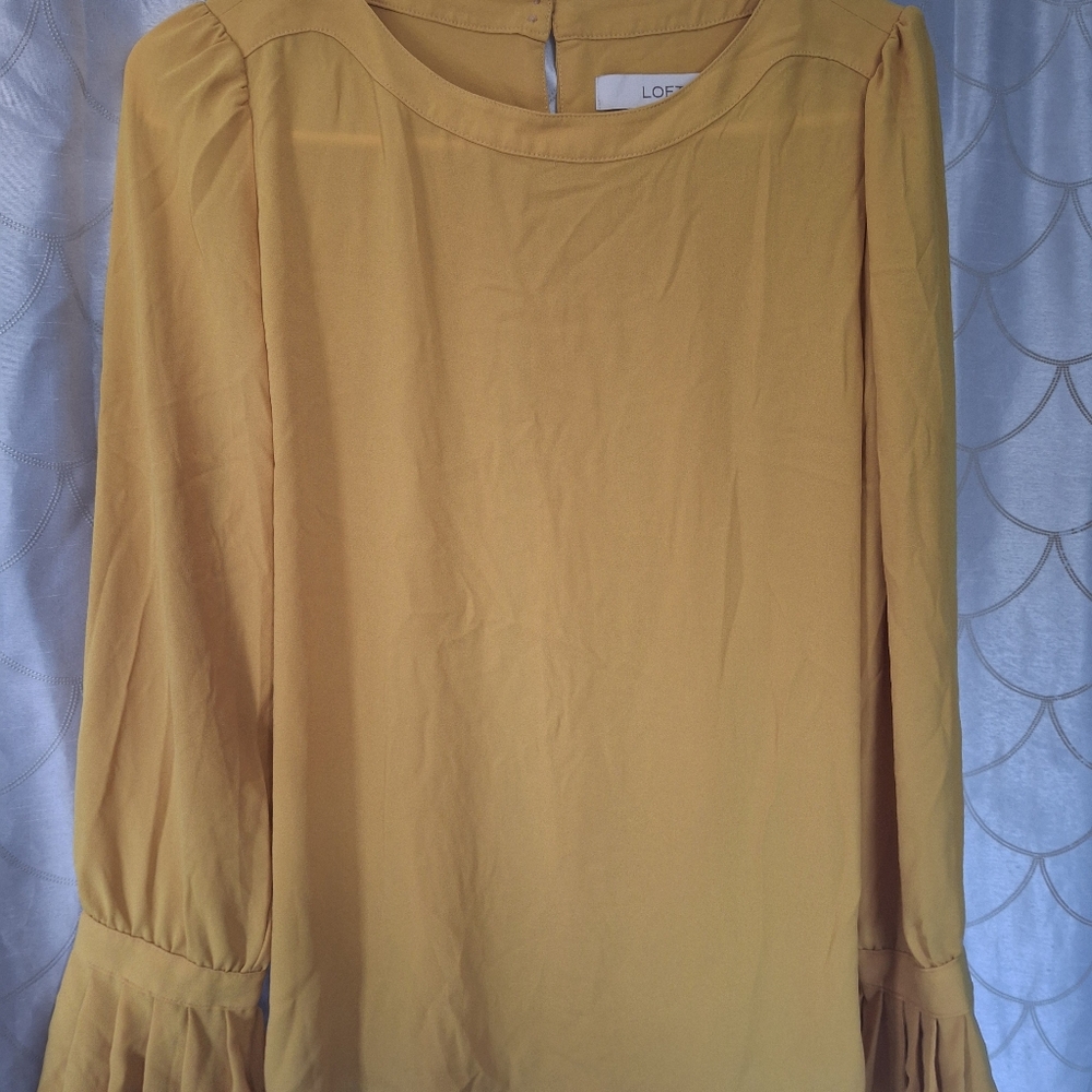 LOFT Women's Yellow Blouse - Picture 3 of 9